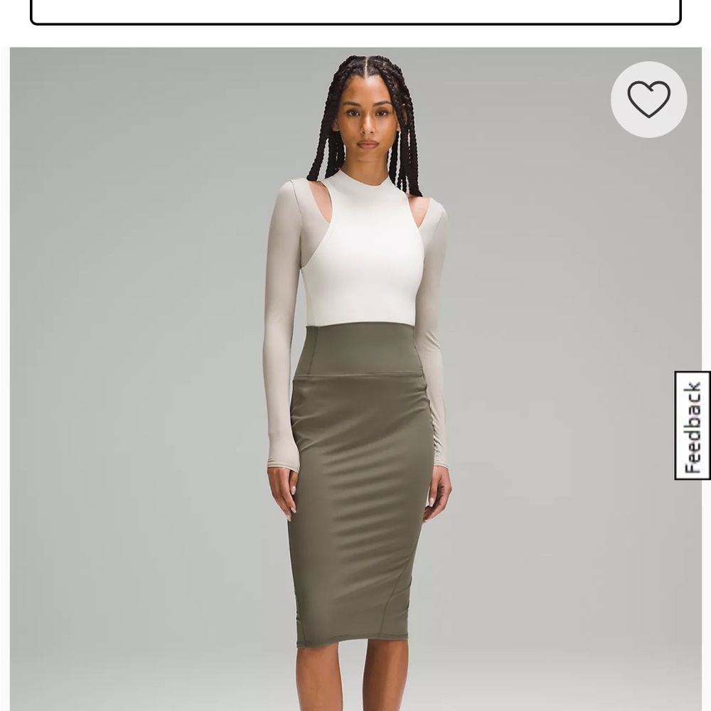 Lululemon Nulu slim fit high rise skirt